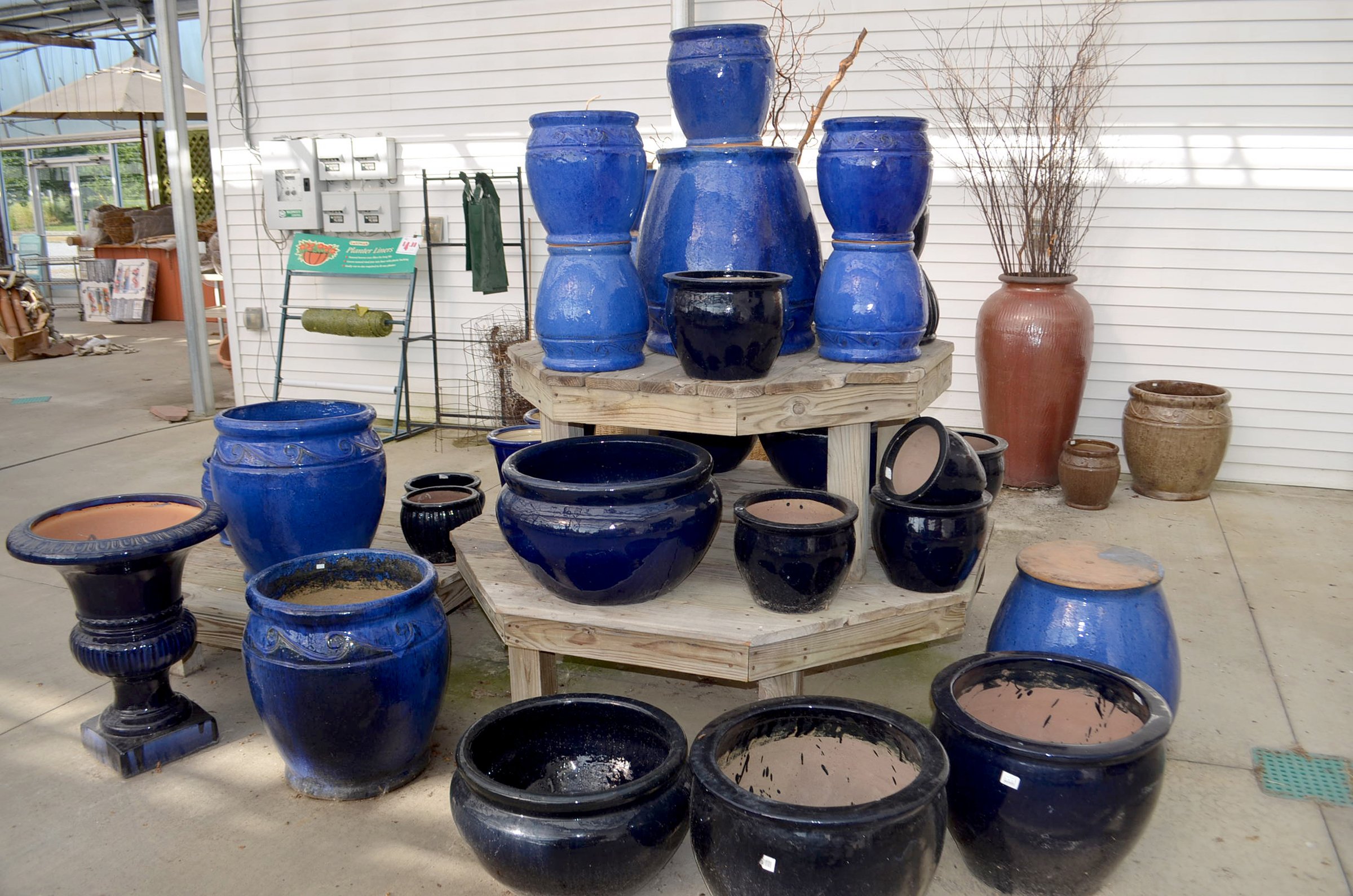 Property photo 100 - PERSONAL PROPERTY AUCTION OF DEWALD GARDENS IN ALLEN COUNTY, INDIANA